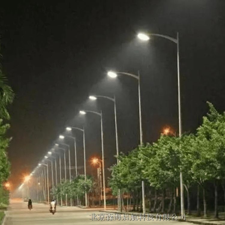 8米自彎臂LED路燈 北京路燈工廠直銷(xiāo)